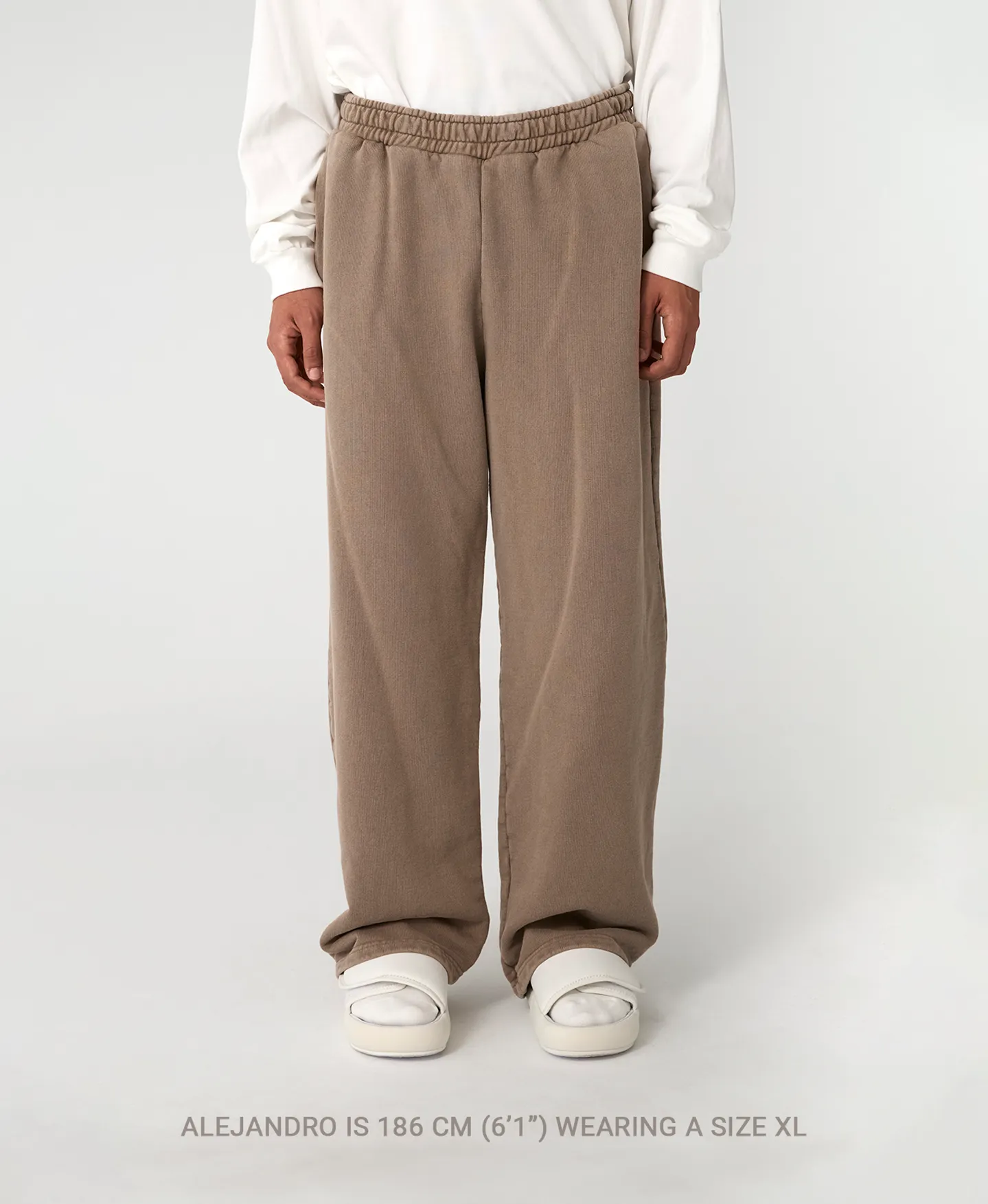 600 GSM 'Navy Blue' Straight-leg Pants