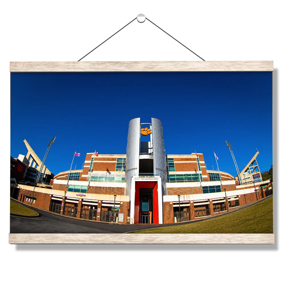 Clemson Tigers - Nieri Family Student Athletic Enrichment Center