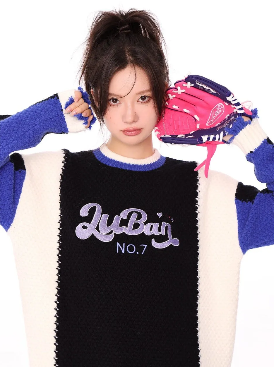 Contrast Color Logo Damaged Knit