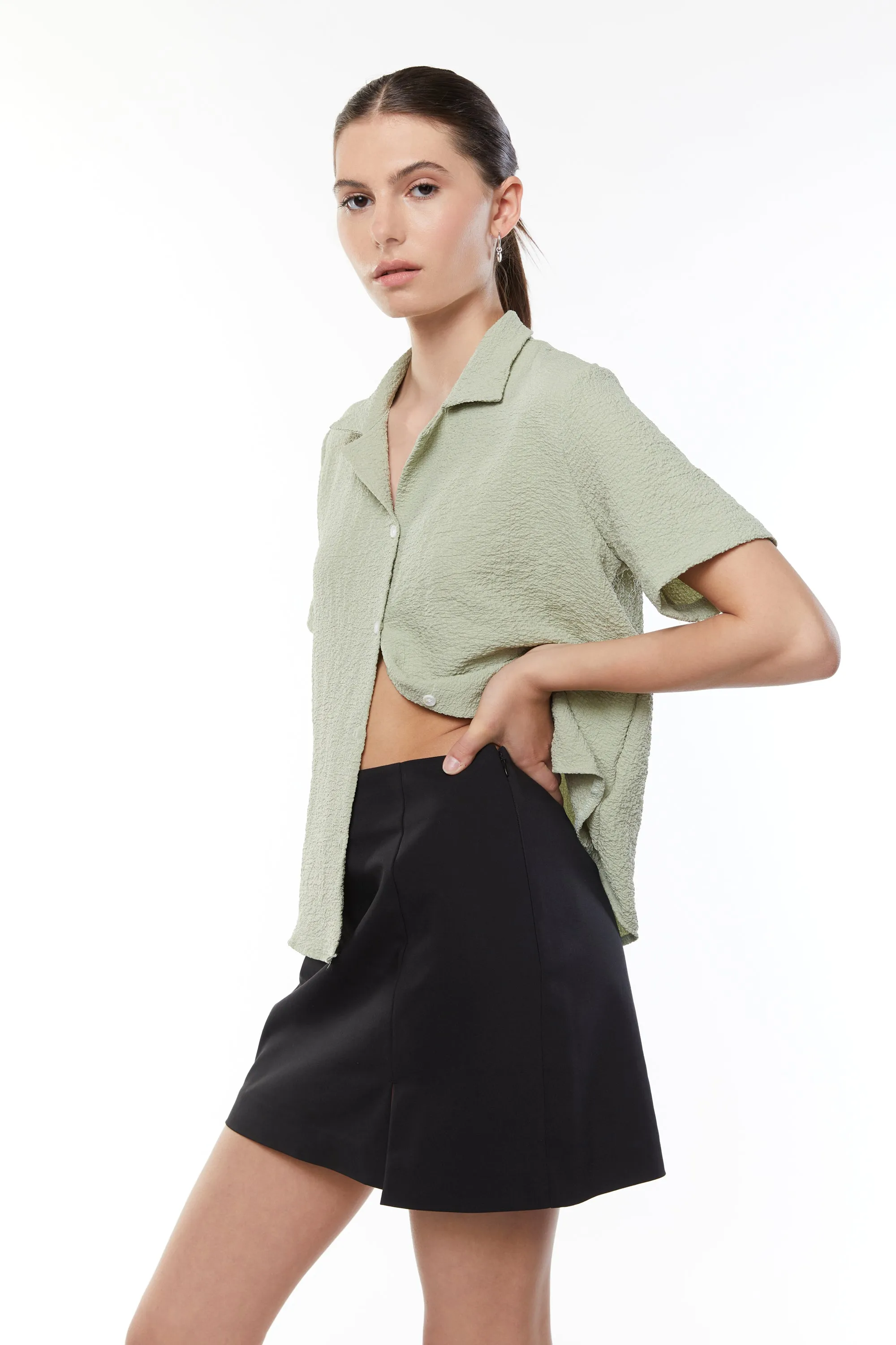 CRINKLE SHORT SLEEVE SHIRT
