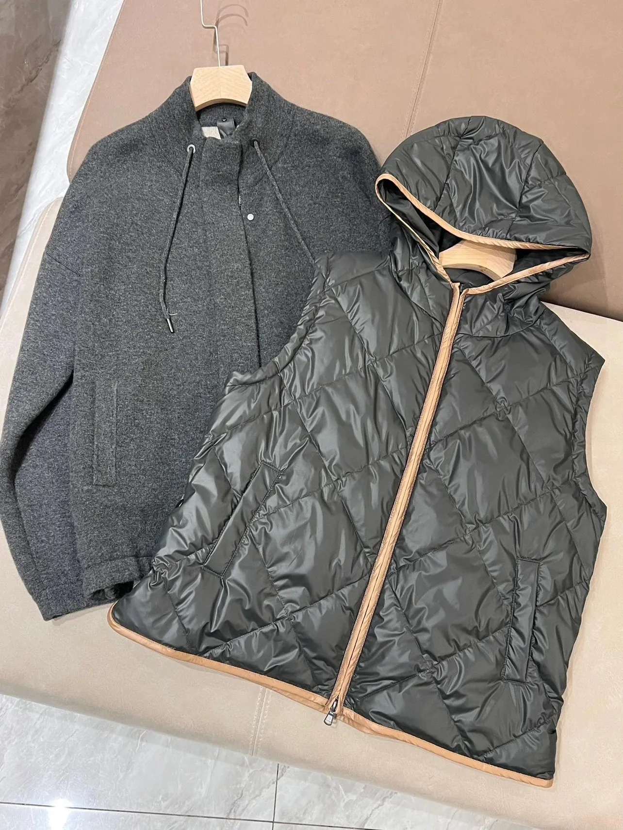 DERMEARNE Autumn Winter B*C Women's Cashmere Knitted Hooded Jacket Woman Goose Down Vest 2-Piece Set