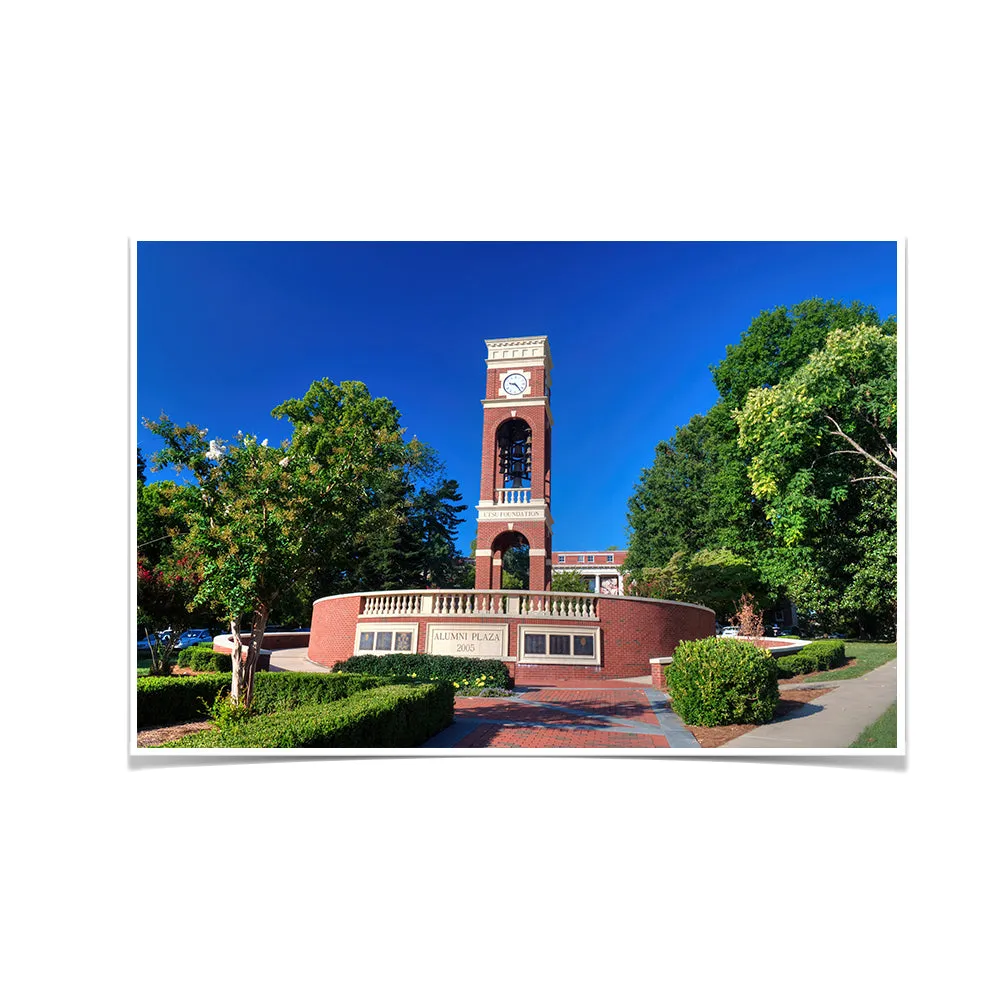 ETSU - Summer Alumni Plaza