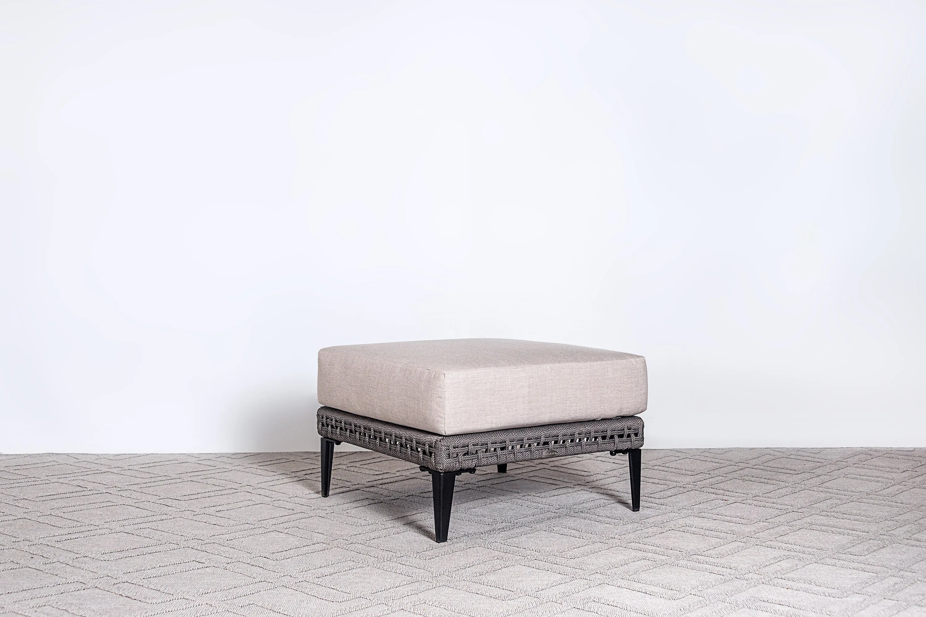 Genval Ottoman