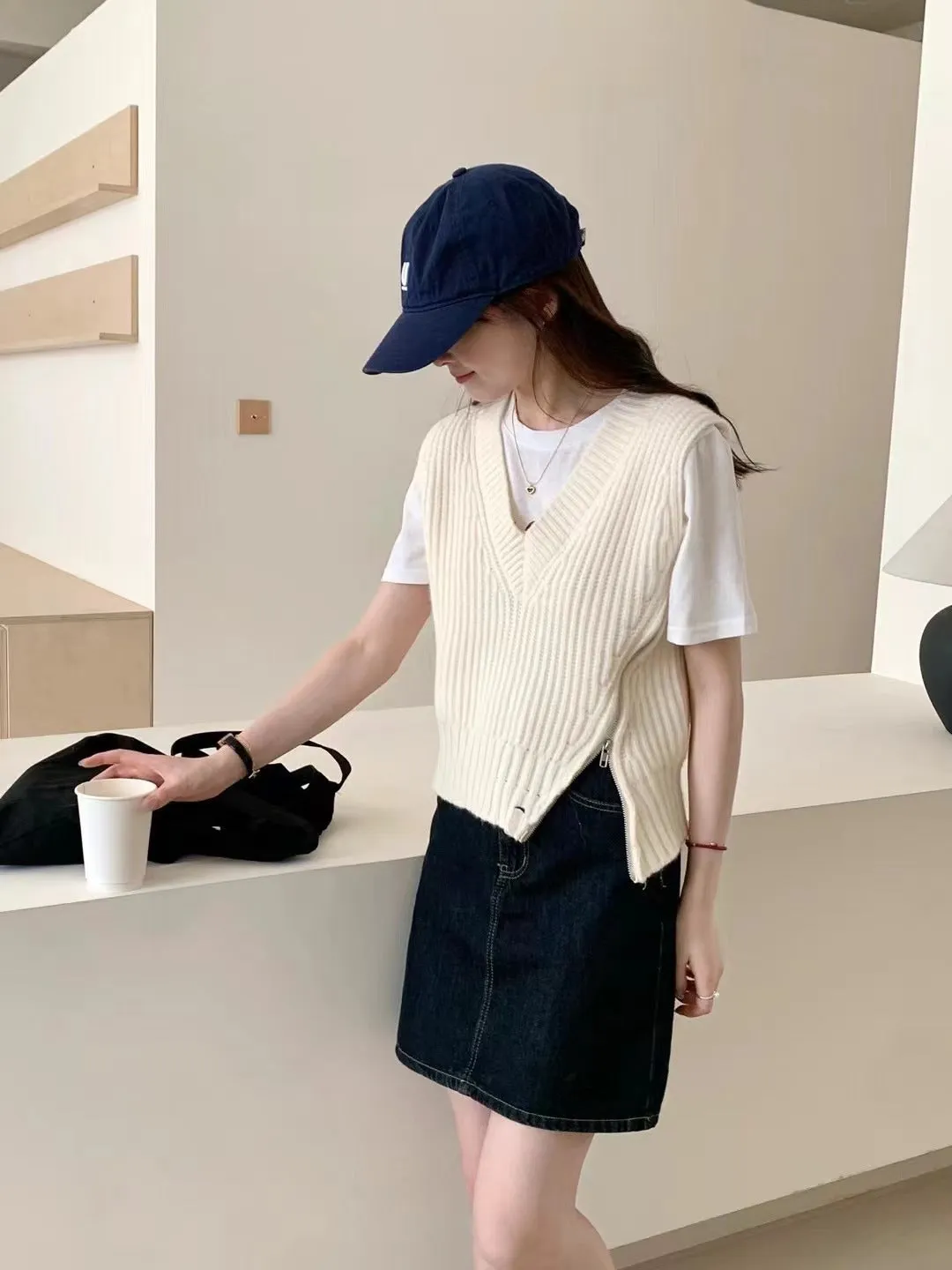 Nukty-shop masc outfits Korean Style New Style Personalized Design Side Zipper V-neck Solid Color Loose Knitted Vest Women's All-Match Knitted Vest